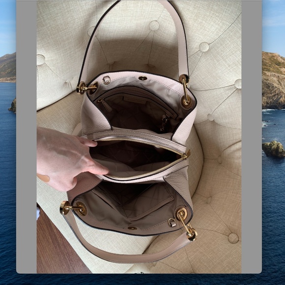 Michael Kors Pebble Leather Medium Raven Shoulder Bag *Soft Pink* - Picture 12 of 14